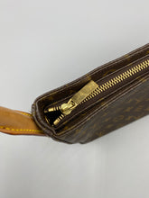 Load image into Gallery viewer, Louis Vuitton Looping MM monogram bag
