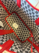 Load image into Gallery viewer, MCM Large Reversible Liz Shopper Tote w/ pouch
