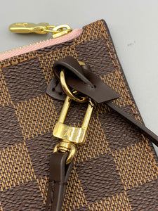 Louis Vuitton Neverfull ebene pouch with rose ballerine