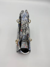 Load image into Gallery viewer, Christian Dior Lady D-Lite embroidered Medium tote with strap