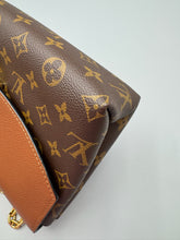 Load image into Gallery viewer, Louis Vuitton Saint placide monogram with caramel and chain