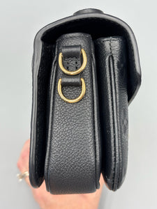 Louis Vuitton East West Pochette metis black empreinte monogram