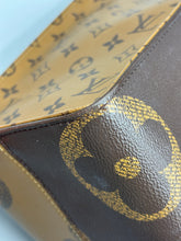 Load image into Gallery viewer, Louis Vuitton ONTHEGO MM reverse monogram