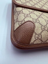 Load image into Gallery viewer, Gucci Large Supreme Neo GG print messenger bag