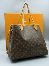 Load image into Gallery viewer, Louis Vuitton Neverfull GM monogram with pouch