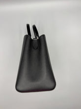 Load image into Gallery viewer, Louis Vuitton Marelle mm tote with strap