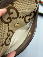 Load image into Gallery viewer, Gucci GG Jumbo Messenger