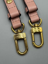 Load image into Gallery viewer, Louis Vuitton NeoNoe bucket bag with strap