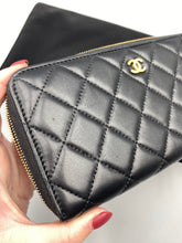 Load image into Gallery viewer, Chanel Black Quilted Lambskin Zippy wallet