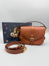Load image into Gallery viewer, Louis Vuitton Saumur BB epi (discontinued color)