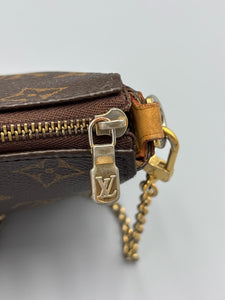 Louis Vuitton Eva Crossbody monogram with chain and strap