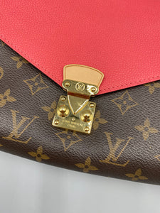 Louis Vuitton Pallas on chain monogram