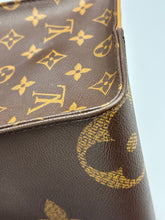 Load image into Gallery viewer, Louis Vuitton ONTHEGO MM reverse monogram