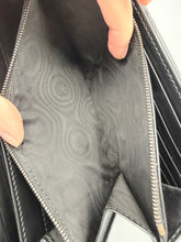 Load image into Gallery viewer, Gucci Black Marmont wallet on chain crossbody