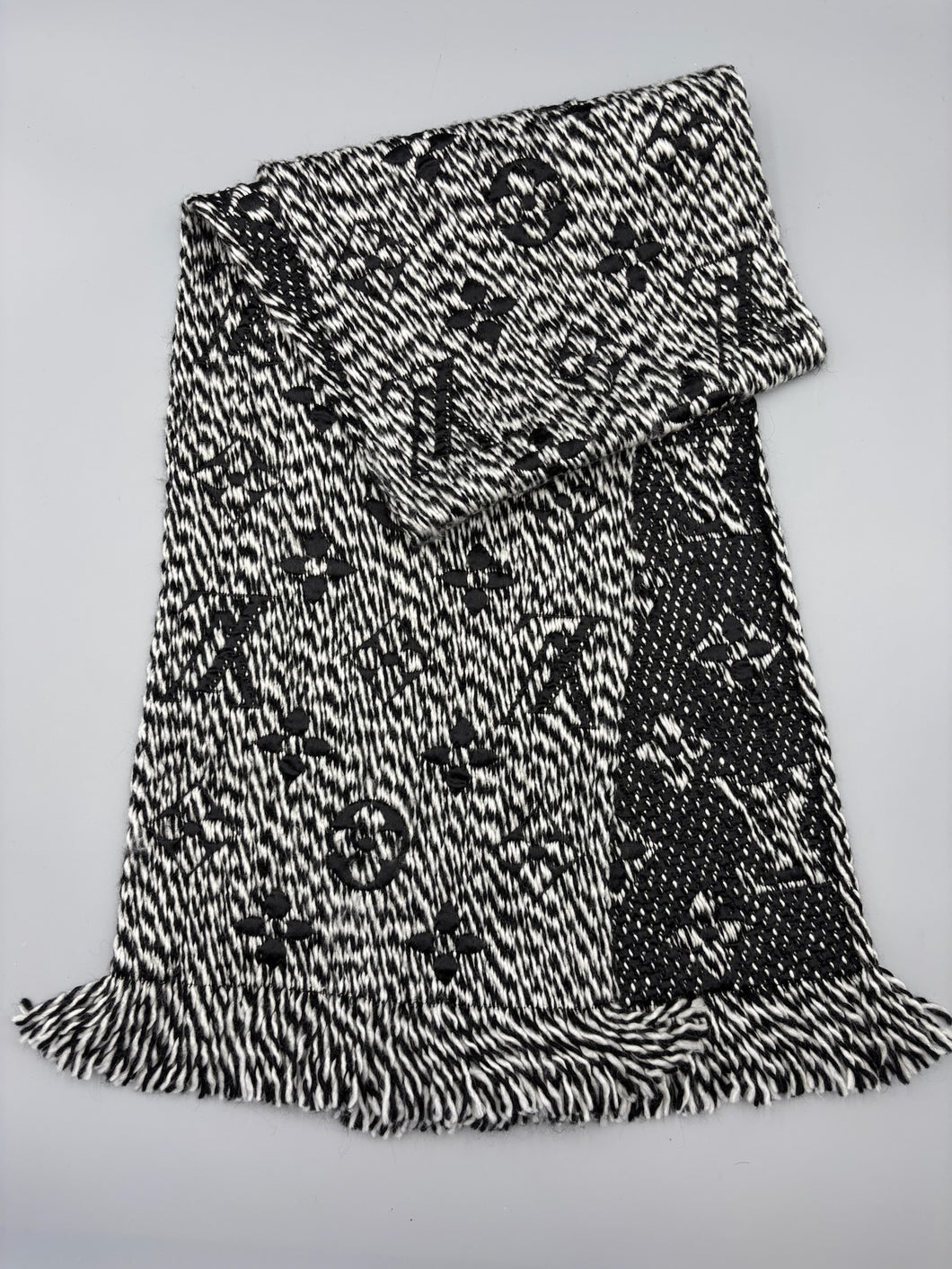 Louis Vuitton wool scarf