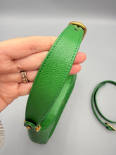 Load image into Gallery viewer, Gucci Small Aphrodite shoulder bag with chain and strap