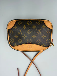 Louis Vuitton Mini Deauville monogram crossbody