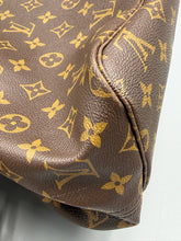 Load image into Gallery viewer, Louis Vuitton Neverfull GM monogram with pouch