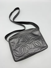 Load image into Gallery viewer, Chanel triple CC Caviar messenger bag