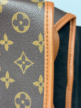 Load image into Gallery viewer, Reverse monogram Louis Vuitton dauphine backpack