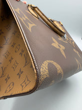 Load image into Gallery viewer, Louis Vuitton On The Go MM reverse monogram tote
