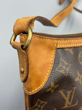 Load image into Gallery viewer, Louis Vuitton Odeon PM monogram crossbody
