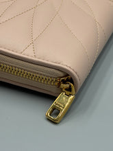 Load image into Gallery viewer, Dolce and Gabbana Devotion pink wallet zippy