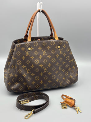 Louis Vuitton Montaigne MM monogram with strap