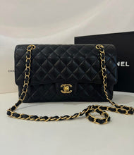 Load image into Gallery viewer, Chanel classic double flap medium caviar with GHW