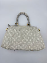 Load image into Gallery viewer, Louis Vuitton Neo Cabby Grey Denim MM bag with strap