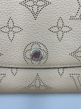Load image into Gallery viewer, Louis Vuitton Mahina Iris wallet monogram
