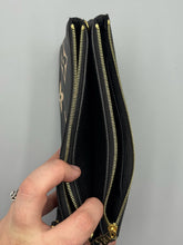 Load image into Gallery viewer, Louis Vuitton double Pochette Black bicolore with strap