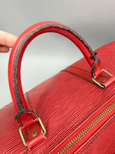 Load image into Gallery viewer, Louis Vuitton Keepall 50 red epi