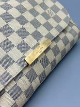 Load image into Gallery viewer, Louis Vuitton Favorite MM azur crossbody