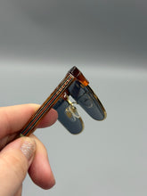 Load image into Gallery viewer, Gucci Like new Square sunglasses