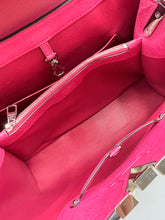 Load image into Gallery viewer, Louis Vuitton Ostrich Capucines MM pink