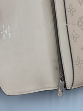 Load image into Gallery viewer, Louis Vuitton Mahina Iris wallet monogram