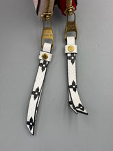 Load image into Gallery viewer, Louis Vuitton double Pochette rouge with strap