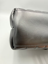 Load image into Gallery viewer, YSL Medium LouLou black with SHW chain bag