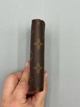 Load image into Gallery viewer, Louis Vuitton Victorine monogram wallet