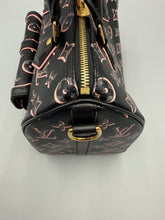 Load image into Gallery viewer, Louis Vuitton Speedy 25 Fall for You Banouliere black monogram with strap