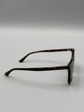 Load image into Gallery viewer, Gucci tortoise unisex sunglasses