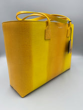 Load image into Gallery viewer, Burberry Calfskin Lizard Embossed Medium London Tote Marigold