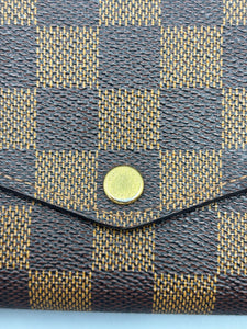 Louis Vuitton NM Sarah 16 card wallet ebene