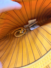 Load image into Gallery viewer, Louis Vuitton Keepall 50 Bandouliere Safran monogram with strap