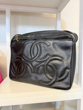 Load image into Gallery viewer, Chanel triple CC Caviar messenger bag