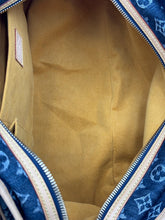 Load image into Gallery viewer, Louis Vuitton cabas denim striped tote with strap
