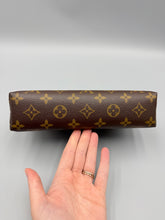 Load image into Gallery viewer, Louis Vuitton Cosmetic Pouch MM monogram