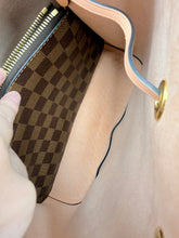 Load image into Gallery viewer, Louis Vuitton Neonoe bucket bag damier with strap
