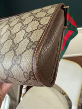 Load image into Gallery viewer, Gucci Vintage GG web clutch